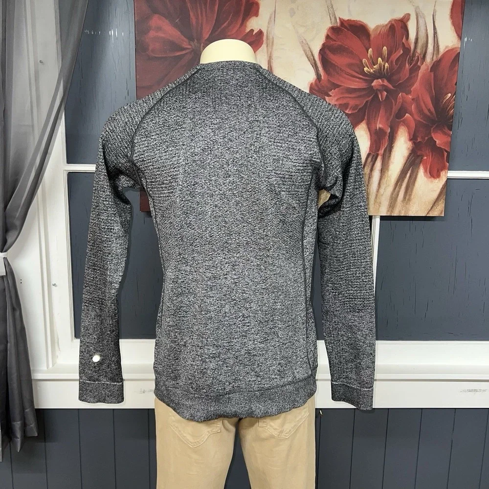 Lululemon Engineered Warmth Crew Merino Blend Sweatshirt Mens Sz M (No Tag) Gray